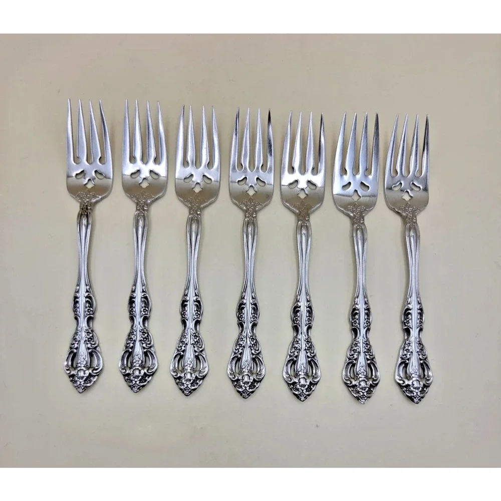 Oneida set stainless